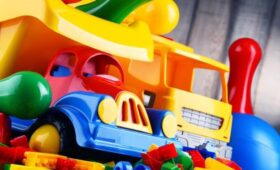 Минпросвещения РФ создаст для детсадов список разрешенных игрушек