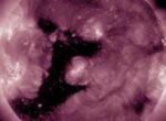 Корональная дыра на Солнце может начать влиять на Землю через 3–4 дня