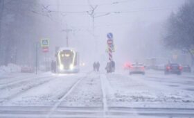 Желтый уровень погодной опасности введен в Московском регионе из-за снегопада