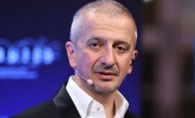 ТАСС: Богомолов подал в отставку, так как не мог совмещать руководящие должности