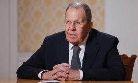 Глава МИД России Сергей Лавров награжден медалью Госдумы