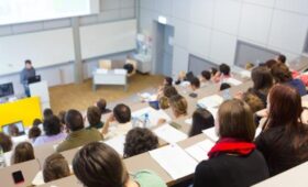 Вице-спикер ГД Абрамченко: поступление в вузы упростят для выпускников колледжей