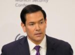 Рубио призвал американцев срочно покинуть Иран