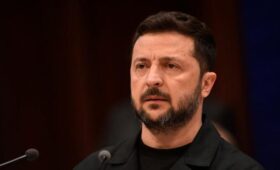 Зеленский заявил, что не знает о планах США завершить конфликт на Украине к июлю