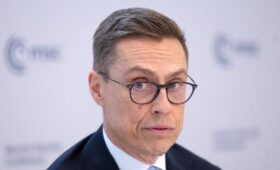 Президент Финляндии Стубб призвал восстановить отношения с Россией