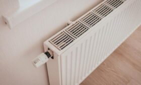 Температура в батареях понижена до минимума в Москве из-за теплой погоды