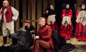 Режиссер «Дубровского» рассказал «Мосбилету» о новом прочтении романа