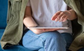 Оборот онлайн-торговли в Москве вырос на 14% в 2025 году