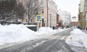 Высота сугробов в Москве уменьшилась на 19 см за 5 дней