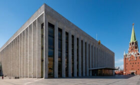 Кремлевский дворец призвал зрителей готовить билеты заранее из-за ограничений связи