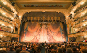 Мариинский театр и балет «Щелкунчик» стали самыми обсуждаемыми театральными темами в СМИ