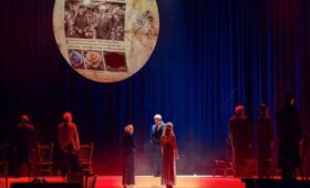 «Мосбилет» приглашает на показы спектакля Игоря Миркурбанова в Театре сатиры