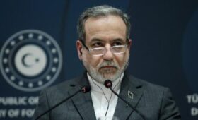 Глава МИД Ирана Арагчи опроверг сообщения о контактах с Уиткоффом