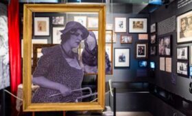 В Музее кино на ВДНХ открылась выставка, посвященная 130-летию Фаины Раневской