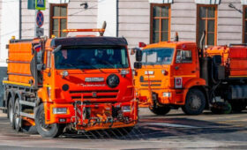 Коммунальная техника в Москве переведена на летний режим работы