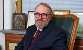 Милонов назвал наступление беременности лучшим подарком женщине на 8 Марта