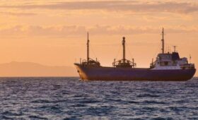 В Иране заявили, что не закрывали Ормузский пролив для судов