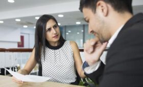 Юрист Шайдуллина: сотрудника могут наказать за рассылку резюме с рабочей почты