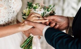 Май вошел в число самых популярных месяцев для регистрации брака в Москве