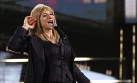 Певица Барбра Стрейзанд получит почетную «Золотую пальмовую ветвь» фестиваля в Каннах