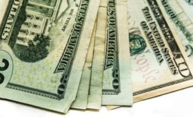 NYT: бездомный в США получит 975 тыс долларов за ошибочное помещение в психбольницу