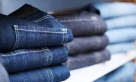 Vogue заявил, что джинсы из 2000-х обязательно должны быть в гардеробе