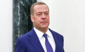 Медведев усомнился, что прогресс приведет к процветанию человечества