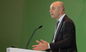 Силуанов призвал хранить часть средств в надежных финансовых активах