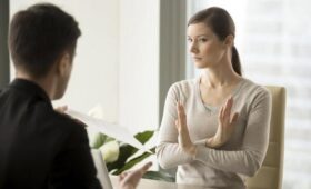 Эксперт Лоикова призвала не соглашаться на объемные тестовые задания от небольших компаний