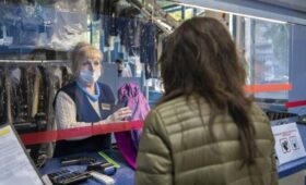 Юрист Георгиева посоветовала фотографировать вещи перед сдачей в химчистку