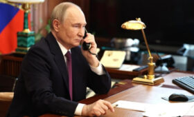 Путин провел телефонный разговор с Трампом