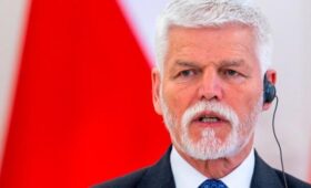 Президент Чехии исключил покупку энергоносителей у России