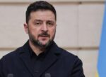 Зеленский назвал ситуацию на фронте очень тяжелой