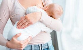 Академик РАН Онищенко: оптимальным возрастом для рождения ребенка является 26 лет