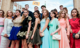 Стилист Болохнова: сборы на школьный выпускной могут превысить 120 тыс руб в 2026 году