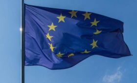 ЕС добавил 9 российских военных в список персональных санкций по Украине