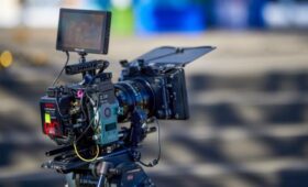 Съемки мелодрамы «История его служанки» начались на кинозаводе «Москино»