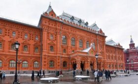 Выставка «Люди как люди. Любят деньги» откроется в ГИМ 18 марта