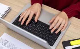 Эксперт Бондарь: в РФ стоит внедрить систему скидок при замедлении работы интернета дома