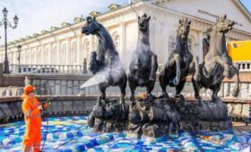 Фонтанный комплекс на Манежной площади начали готовить к открытию сезона