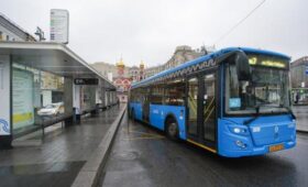 Москвичам на летней резине посоветовали использовать городской транспорт 20 апреля