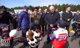 Лукашенко рассказал, что ездит на мотоцикле Harley-Davidson