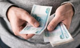 В Госдуму внесен законопроект о выплате 13-й зарплаты к 1 мая
