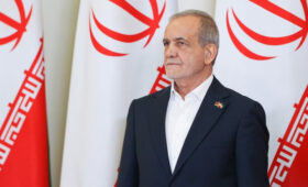 Пезешкиан заявил, что готов пожертвовать жизнью ради Ирана