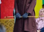 Daily Mail: пара в Индонезии получила по 140 ударов плетью за секс вне брака и алкоголь