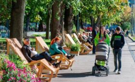 Москвичам пообещали резкий погодный «кувырок» в сторону лета в конце мая