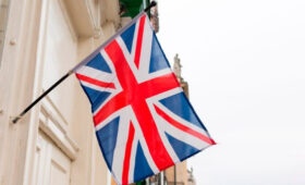 МИД Британии сообщил о лишении российского дипломата аккредитации