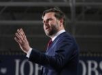 Вэнс заявил, что США потребуют у Ирана отдать ядерное топливо