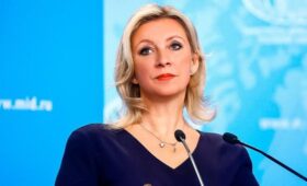 Захарова обвинила зарубежных экоактивистов в замалчивании удара по НПЗ в Туапсе