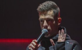 В России предложили признать блогера Дудя экстремистом после интервью с главой РДК